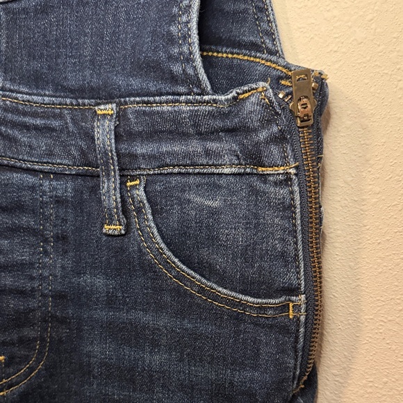 Levi's women's skinny denim overalls in dark denim - Picture 7 of 7